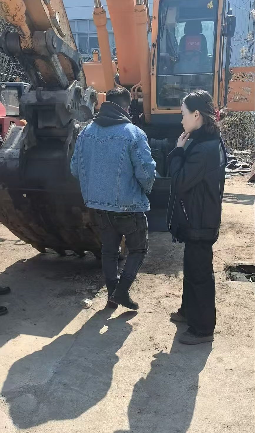 Caterpillar mini excavators