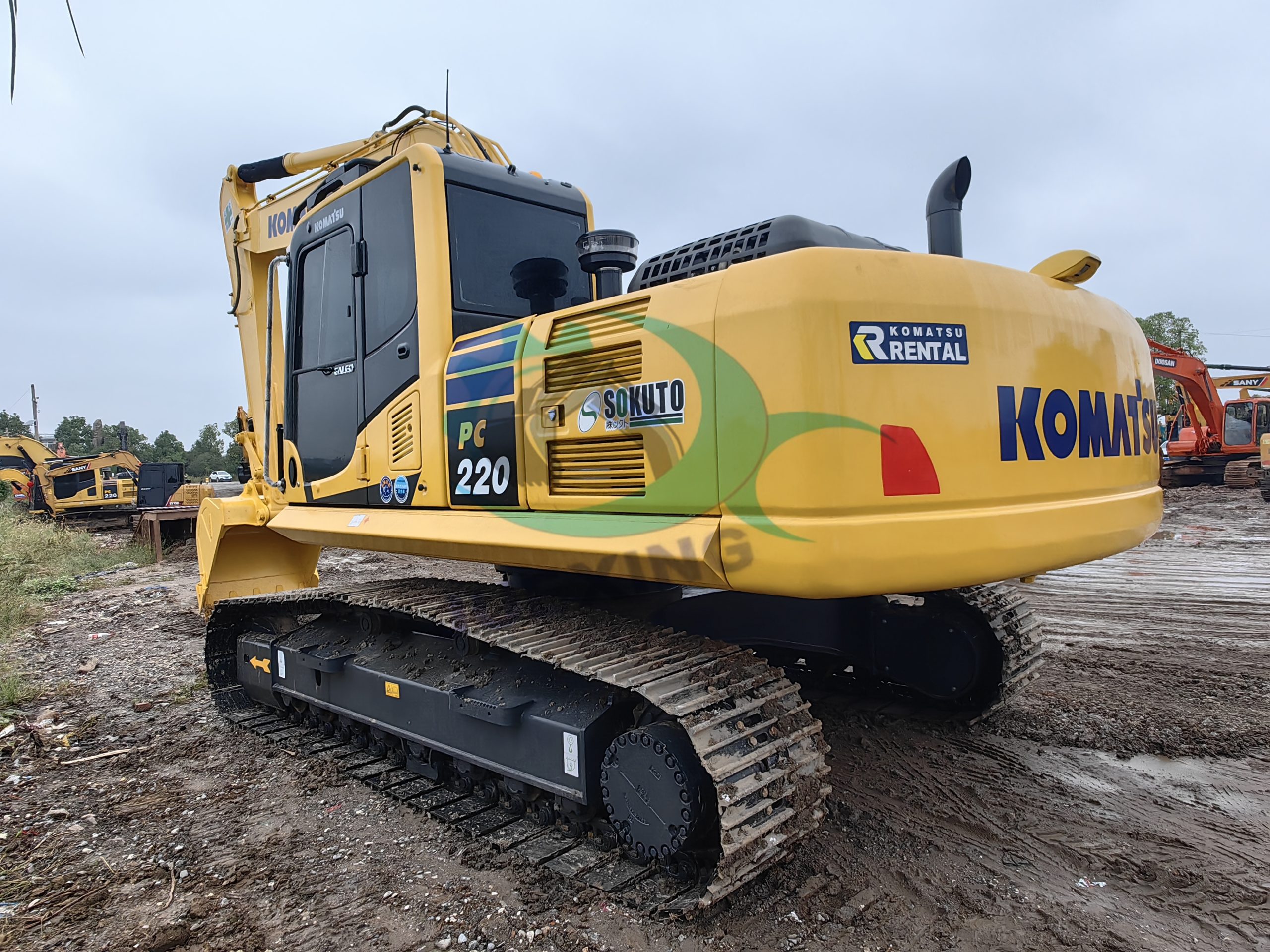 Japanese Used Komatsu PC220-8 Excavator For Sale