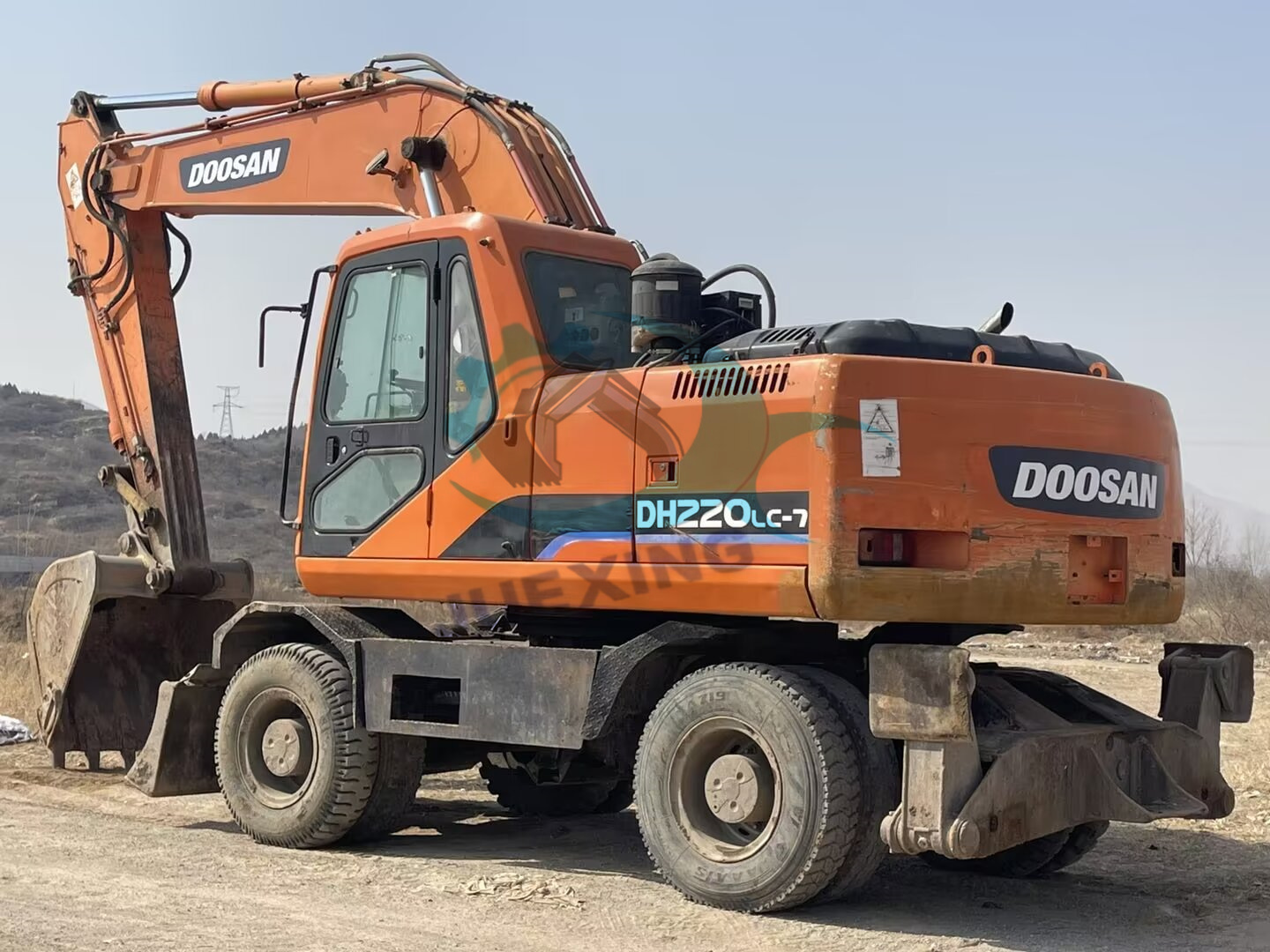 Used Excavator Doosan Wheel Excavator DH220lc-7