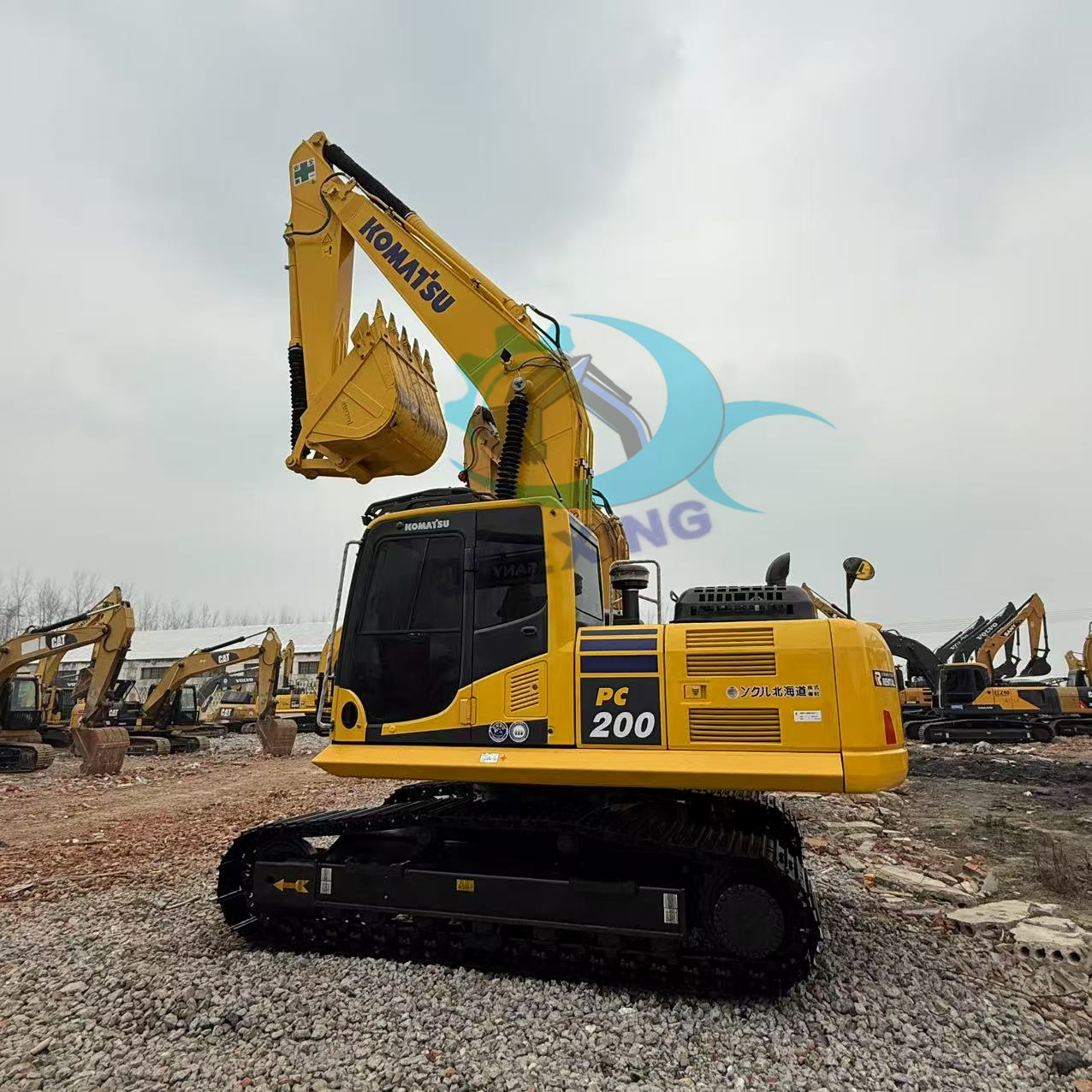 Medium used Crawler Excavator Komatsu PC200-8mo