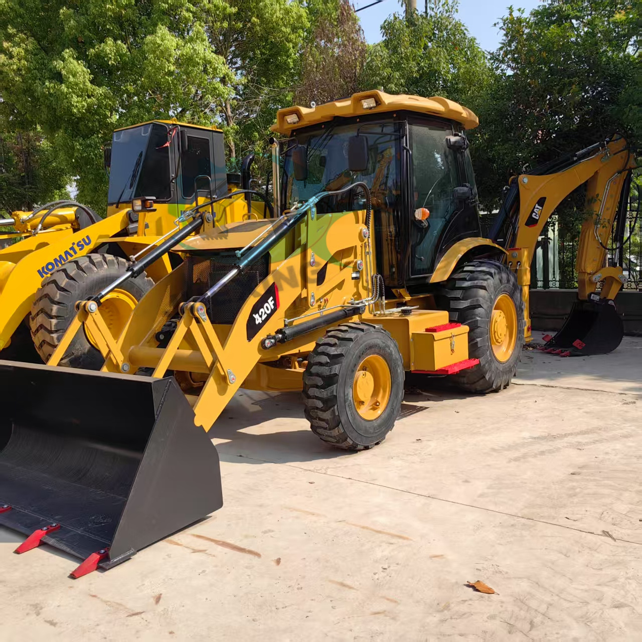 CATERPILLAR CAT420F Used Backhoe Loader