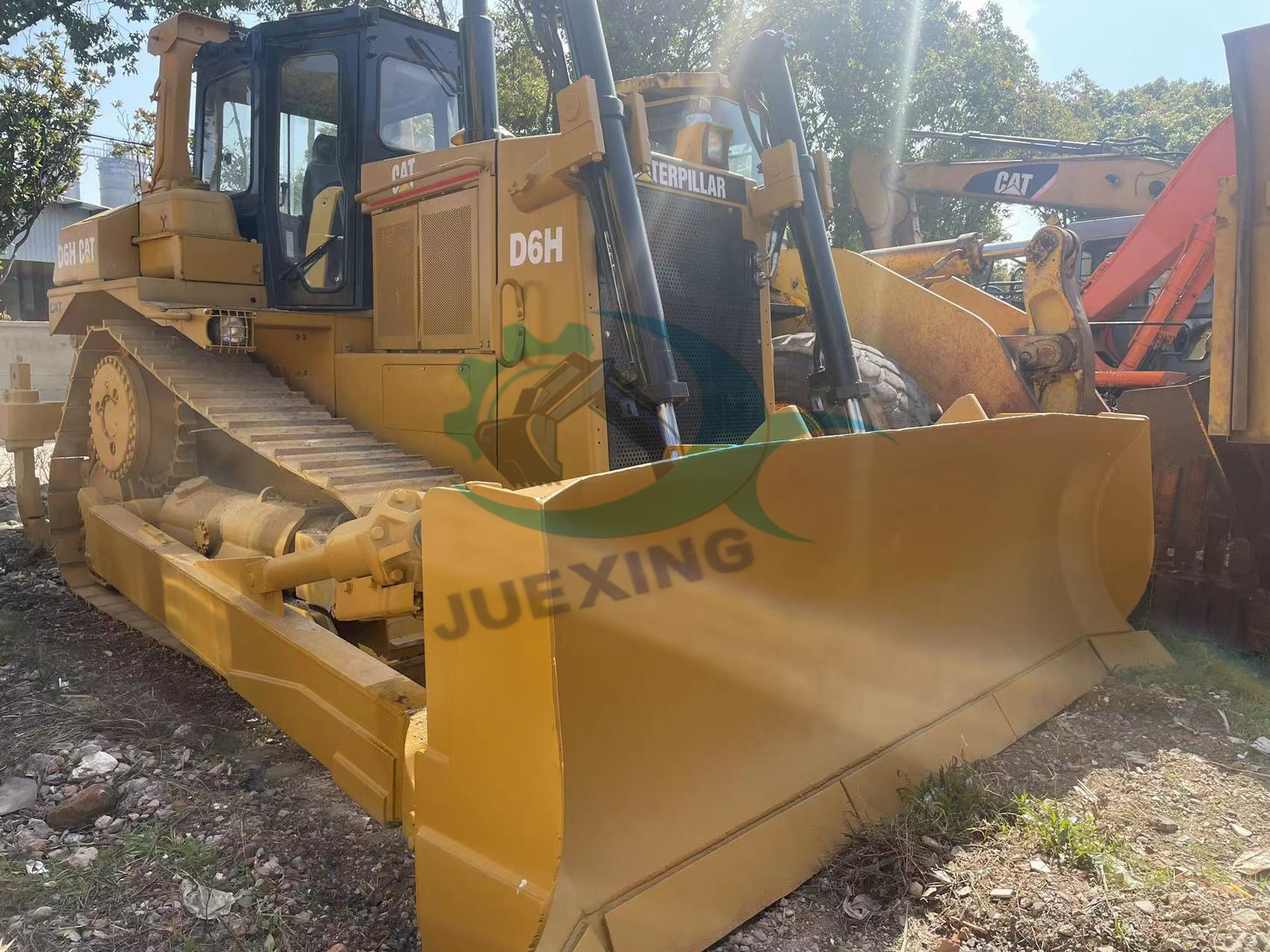 Used Cat D6H Caterpillar Crawler Bulldozer