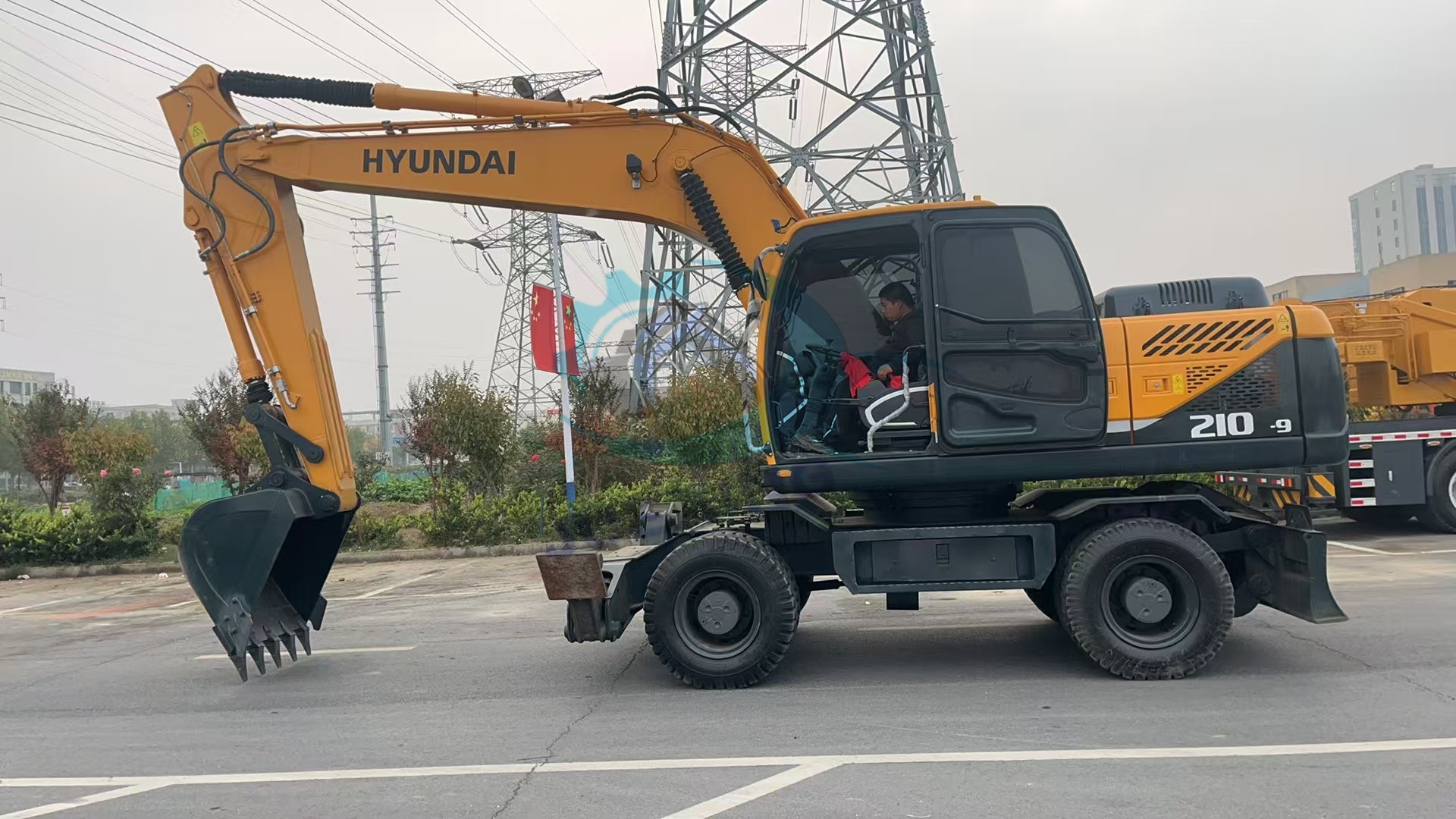 Used 21ton Hyundai 210-9 Excavator