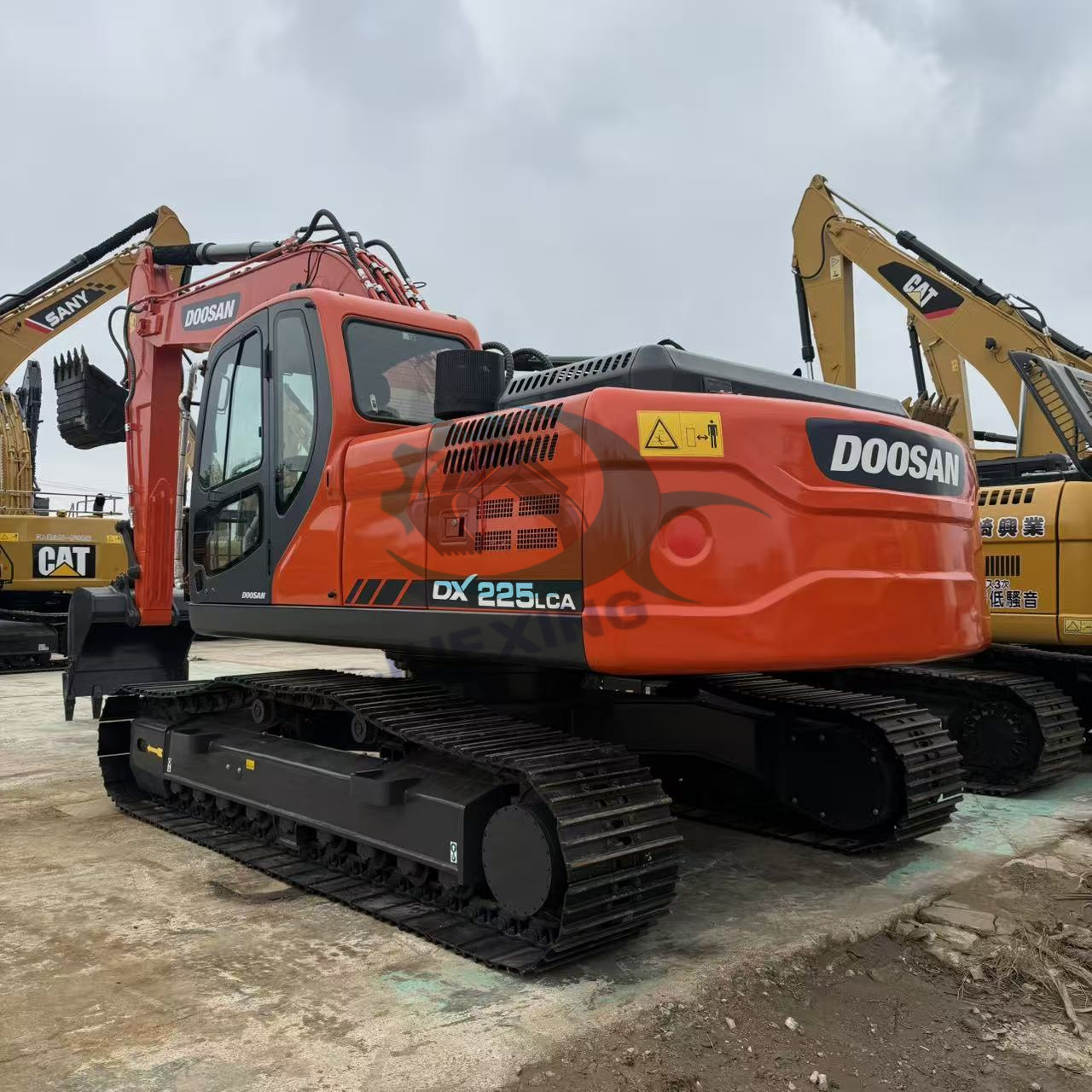 Used Doosan DX225LCA Crawler Excavator 
