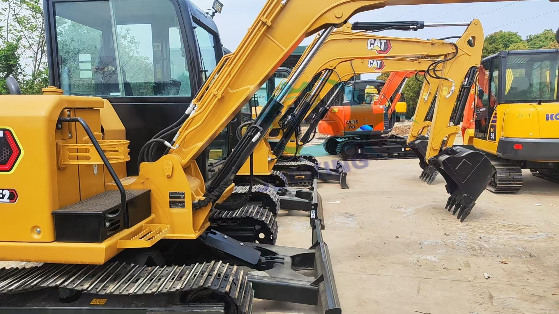 Japan Used Caterpillar 305.5E Construction Equipment