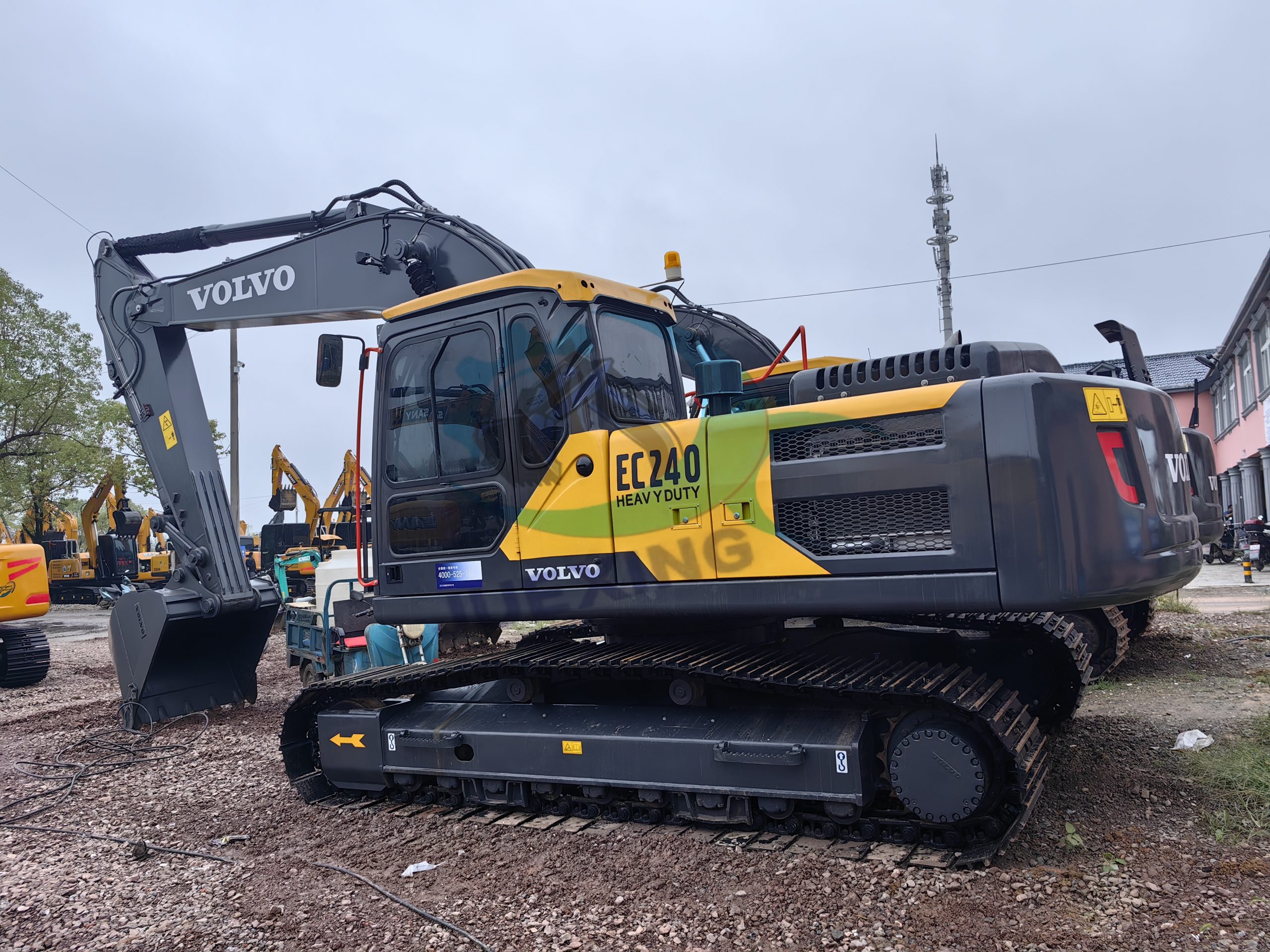 Original Used Excavator Volvo EC240