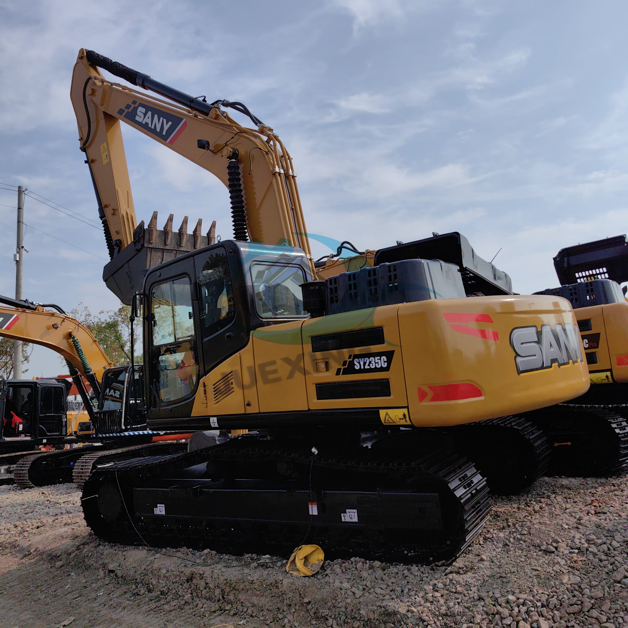Second Hand SANY SY235C Excavator For Sale