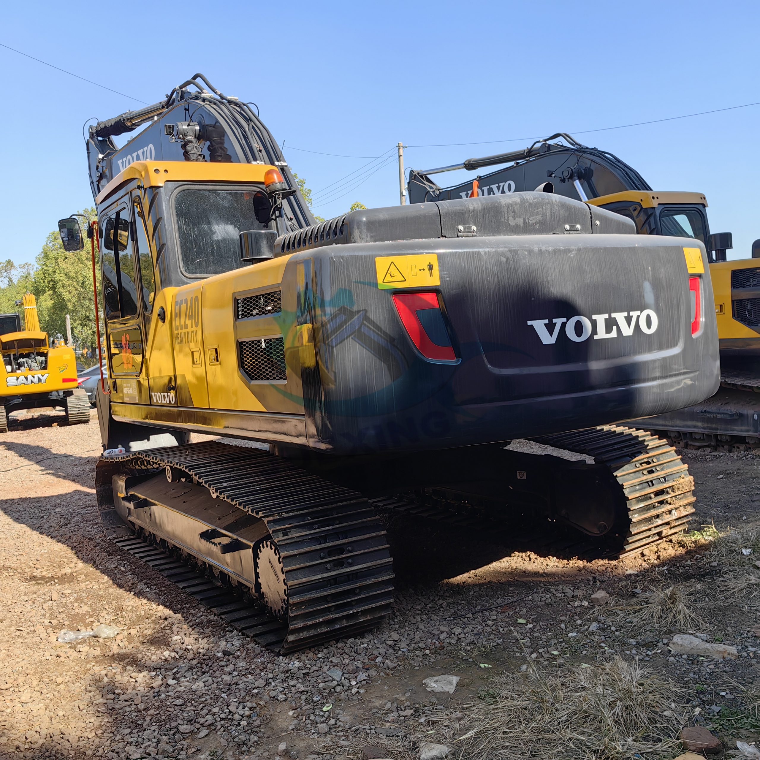 Used VOLVO EC240 Crawler Excavator Original