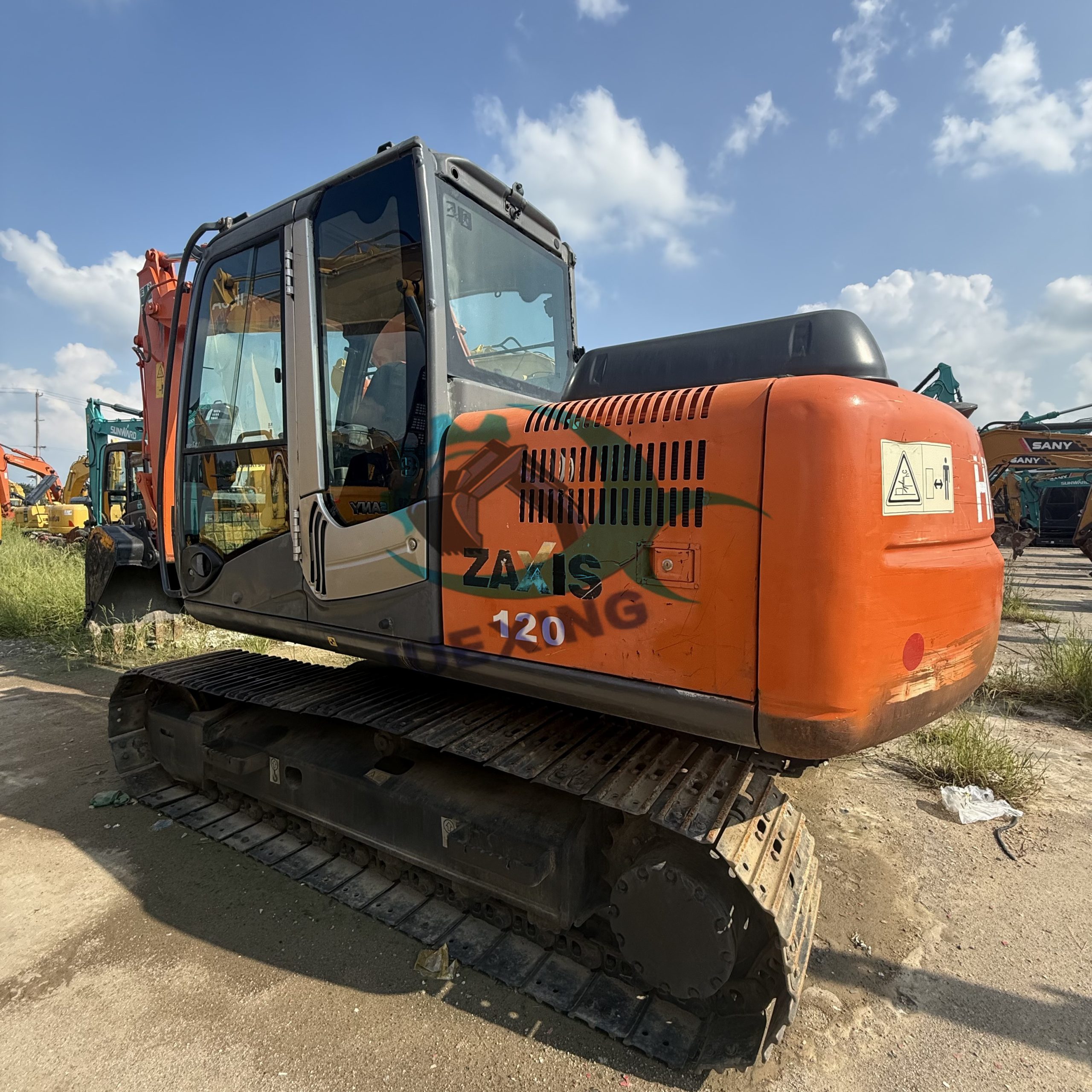 Low Cost Durable HITACHI ZX120 Crawler Excavators
