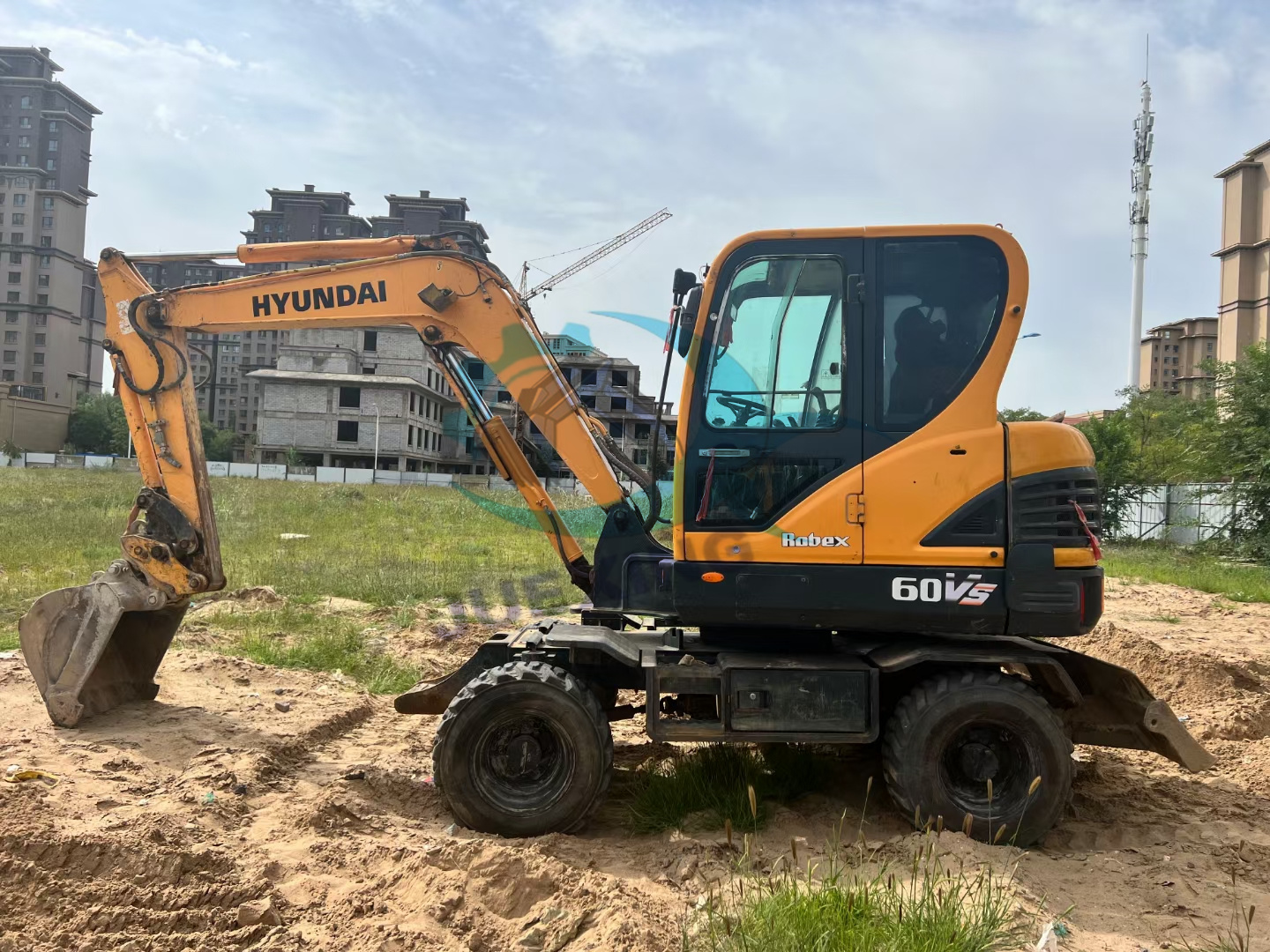 Used Hyundai R60VS Wheeled Excavator Quality Assurance