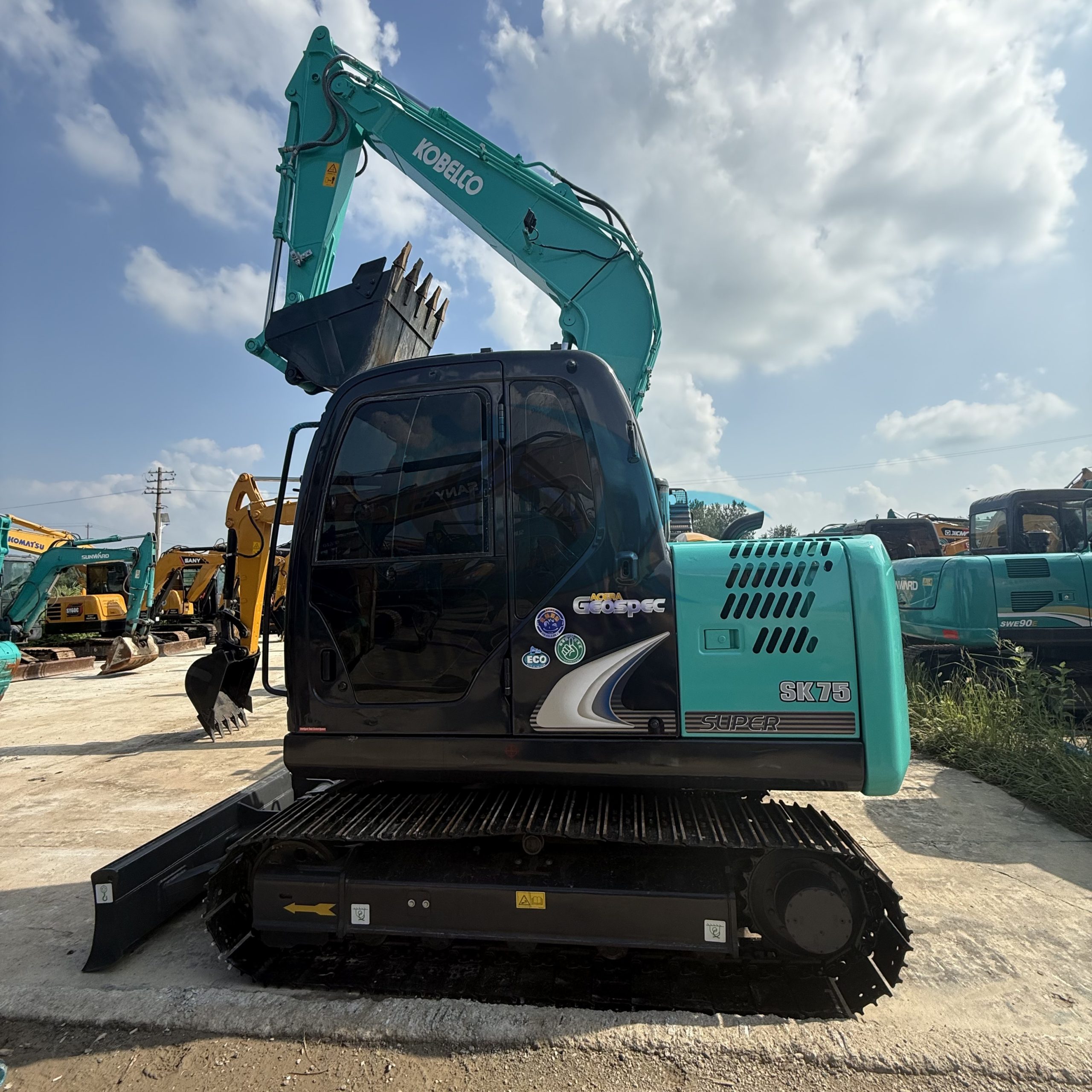New Arrival Used Kobelco SK75 Excavator For Sale