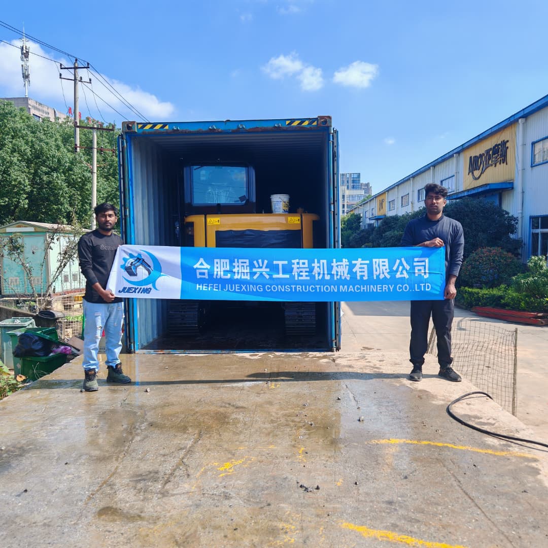 Caterpillar mini excavators