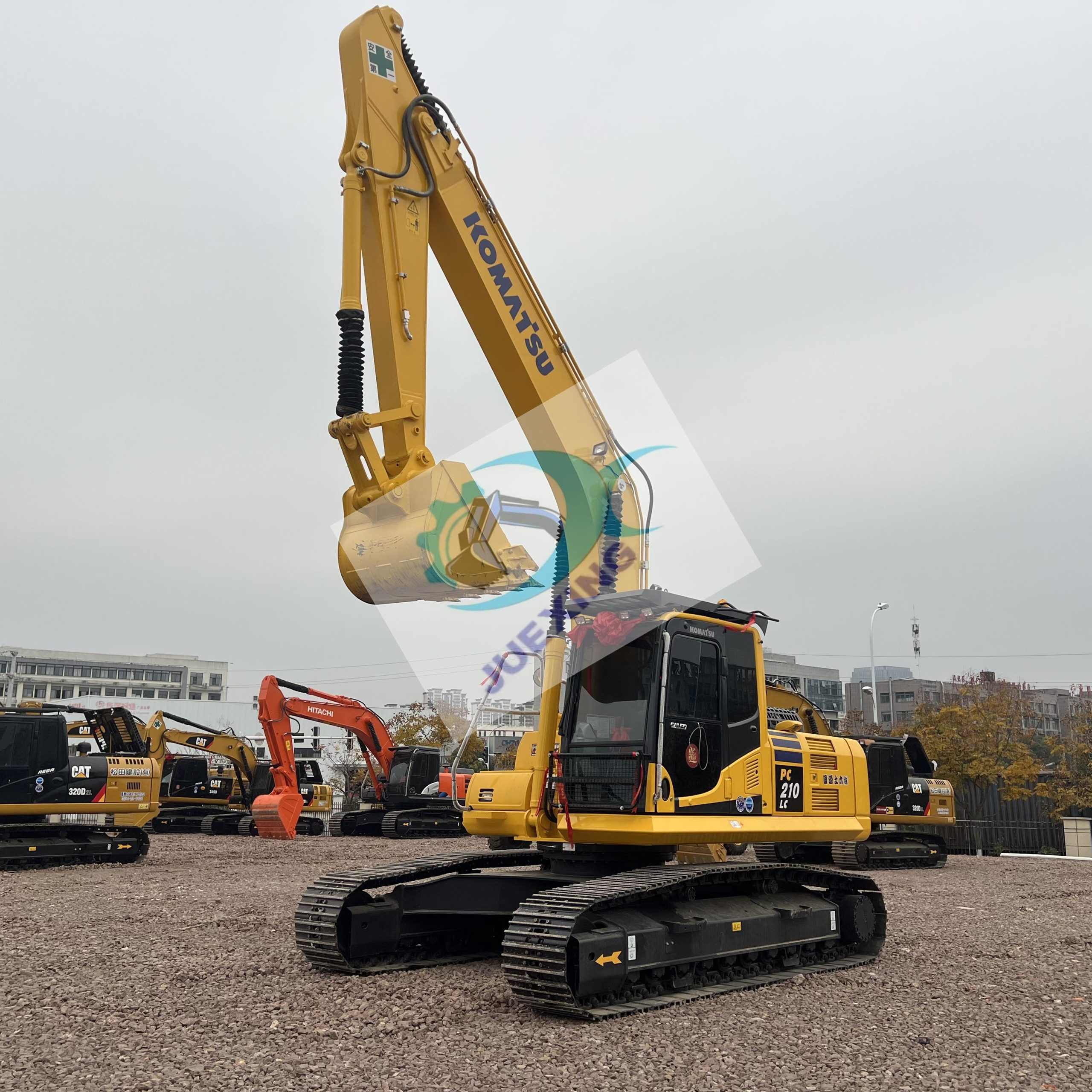 Used Komatsu PC210 Excavator